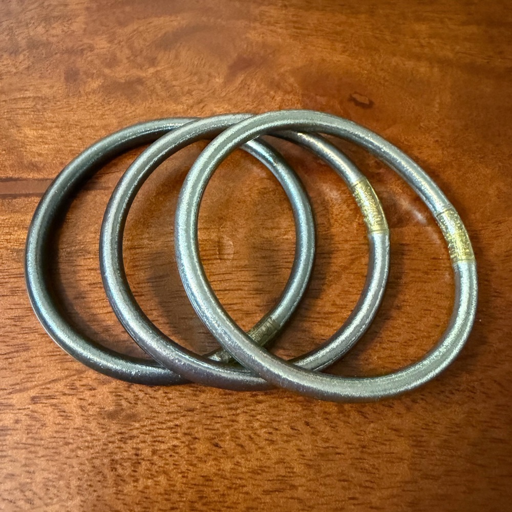 BudhaGirl Set of 3 Silver Metallic All Weather Bangles